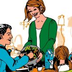 Tukiperhe pöydän ääressä syömässä, äiti ojentaa nuorelle pojalle salaattia. Piirroskuva.